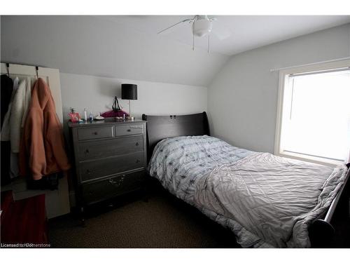 177 Erie Street, Port Colborne, ON - Indoor Photo Showing Bedroom