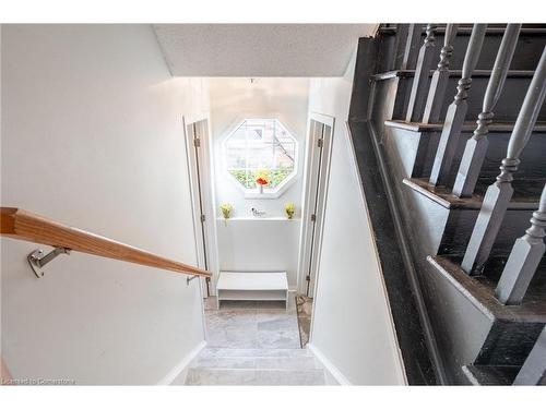 138 Beaverbrook Avenue, Hamilton, ON - Indoor Photo Showing Other Room