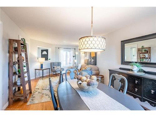 138 Beaverbrook Avenue, Hamilton, ON - Indoor Photo Showing Dining Room