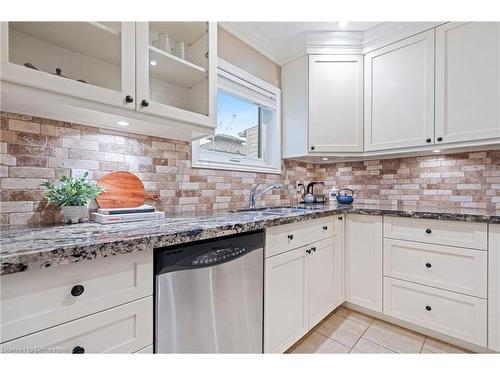 50 Alpine Avenue, Hamilton, ON - Indoor Photo Showing Kitchen