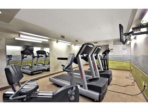 301-1477 Lakeshore Road, Burlington, ON - Indoor Photo Showing Gym Room