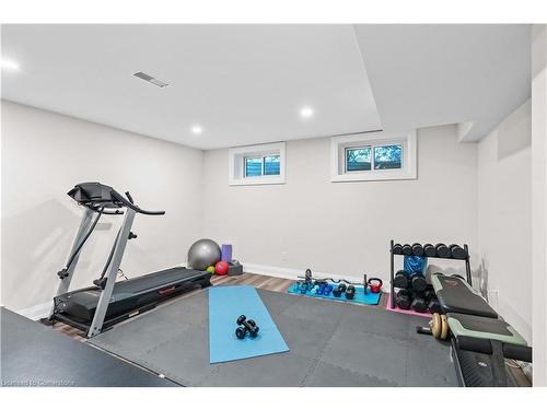 2182 Clarendon Park Drive, Burlington, ON - Indoor Photo Showing Gym Room