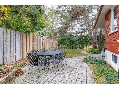 2182 Clarendon Park Drive, Burlington, ON - Outdoor With Deck Patio Veranda