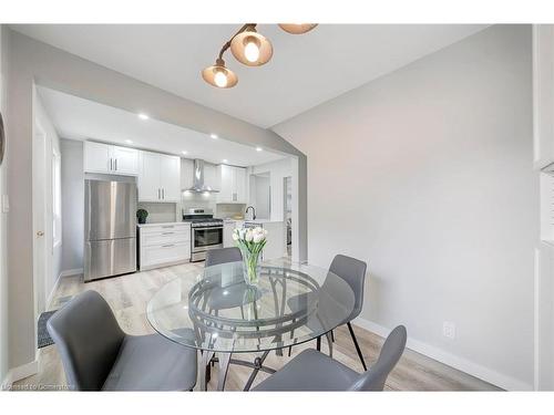 98 Cope Street, Hamilton, ON - Indoor Photo Showing Dining Room