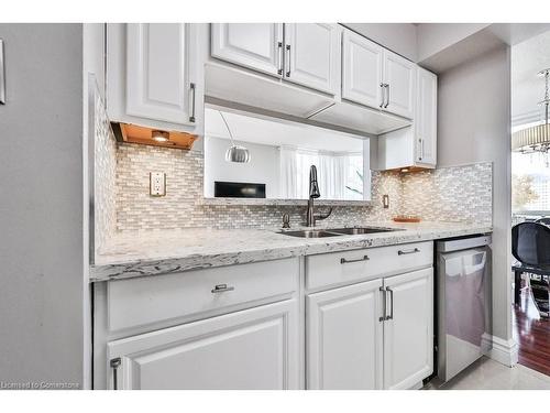 708-1 Hickory Tree Road, Toronto, ON - Indoor Photo Showing Kitchen With Double Sink With Upgraded Kitchen