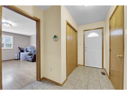 31 Owen Place, Hamilton, ON - Indoor Photo Showing Other Room