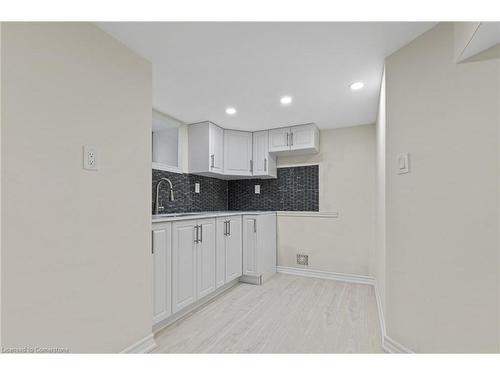 5122 Jepson Street, Niagara Falls, ON - Indoor Photo Showing Kitchen