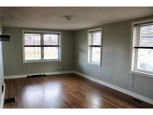 241 Wigton Street, Caledonia, ON - Indoor Photo Showing Other Room