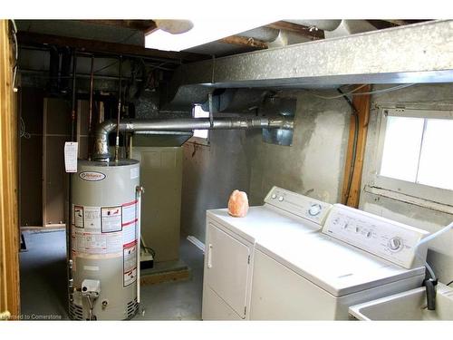 241 Wigton Street, Caledonia, ON - Indoor Photo Showing Laundry Room