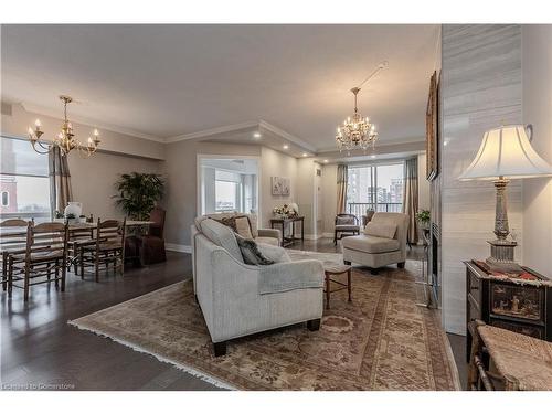 311-430 Pearl Street, Burlington, ON - Indoor Photo Showing Living Room With Fireplace