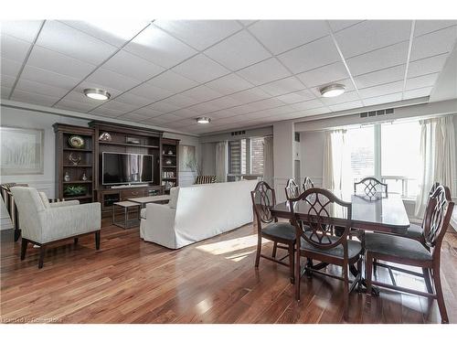 311-430 Pearl Street, Burlington, ON - Indoor Photo Showing Dining Room