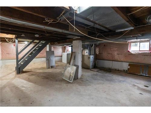 289 Roxborough Avenue, Hamilton, ON - Indoor Photo Showing Basement