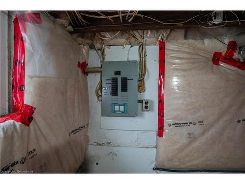 289 Roxborough Avenue, Hamilton, ON - Indoor Photo Showing Basement