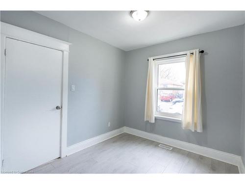 289 Roxborough Avenue, Hamilton, ON - Indoor Photo Showing Other Room