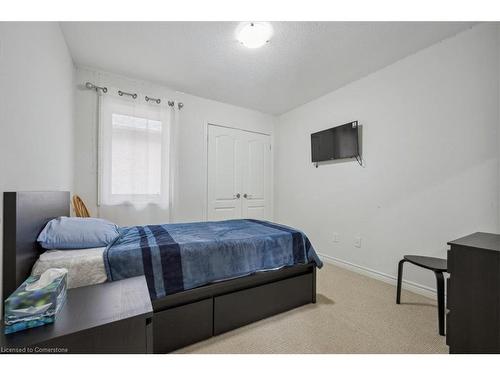 235 Stone Church Road E, Hamilton, ON - Indoor Photo Showing Bedroom