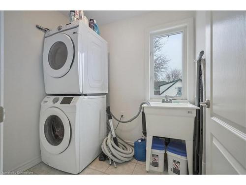 235 Stone Church Road E, Hamilton, ON - Indoor Photo Showing Laundry Room