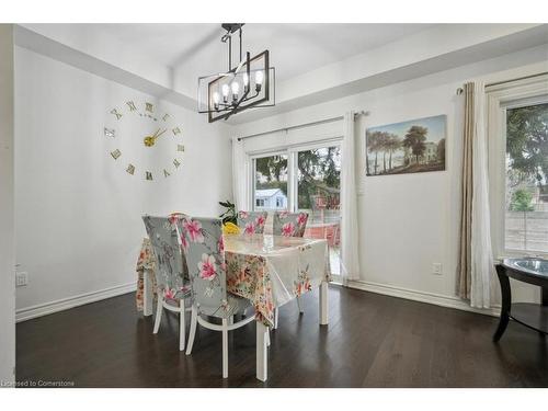 235 Stone Church Road E, Hamilton, ON - Indoor Photo Showing Dining Room