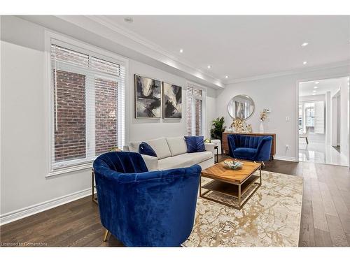 3298 Charles Fay Pass, Oakville, ON - Indoor Photo Showing Living Room