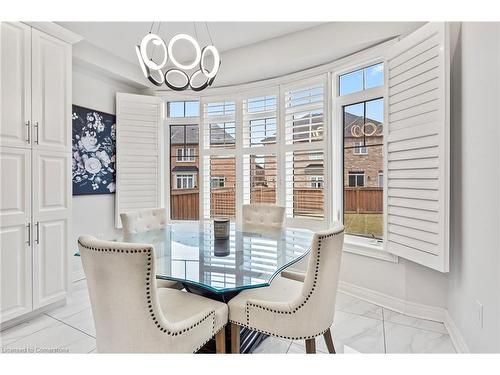 3298 Charles Fay Pass, Oakville, ON - Indoor Photo Showing Dining Room