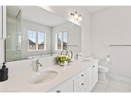 3298 Charles Fay Pass, Oakville, ON - Indoor Photo Showing Bathroom