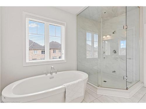 3298 Charles Fay Pass, Oakville, ON - Indoor Photo Showing Bathroom