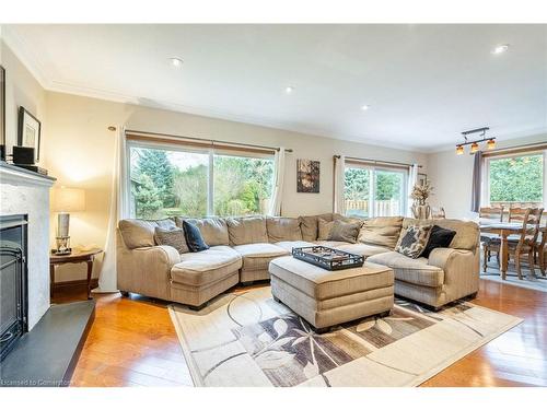 3210 Victoria Street, Oakville, ON - Indoor Photo Showing Living Room With Fireplace