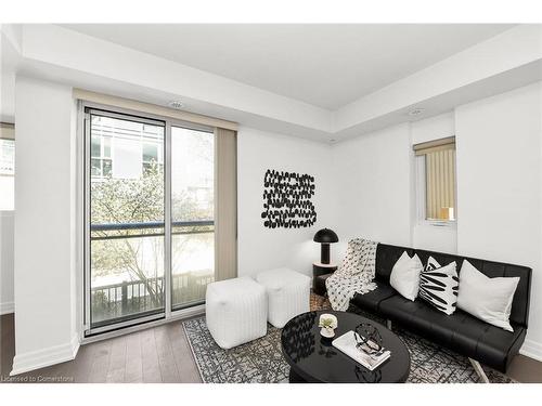 302-58 Macaulay Avenue, Toronto, ON - Indoor Photo Showing Living Room