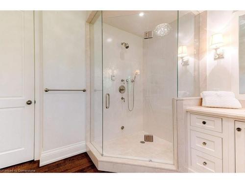 183 Mill Street S, Hamilton, ON - Indoor Photo Showing Bathroom