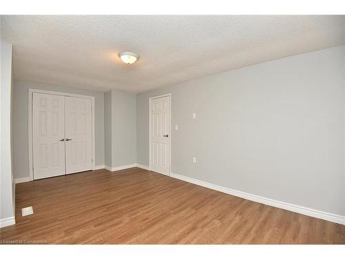 15 Wood Street E, Hamilton, ON - Indoor Photo Showing Other Room