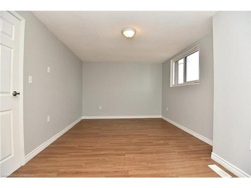 15 Wood Street E, Hamilton, ON - Indoor Photo Showing Other Room