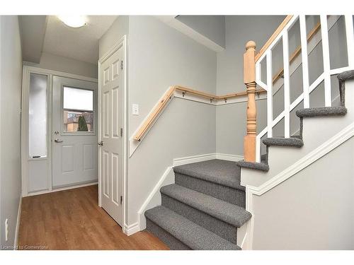 15 Wood Street E, Hamilton, ON - Indoor Photo Showing Other Room