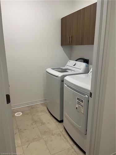 3256 Sixth Line W/S Line, Oakville, ON - Indoor Photo Showing Laundry Room