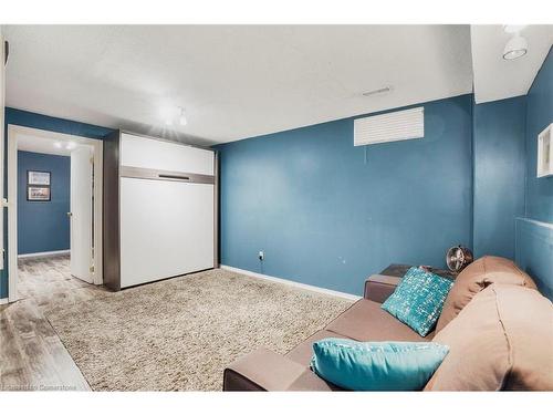 325 East 24Th Street, Hamilton, ON - Indoor Photo Showing Other Room