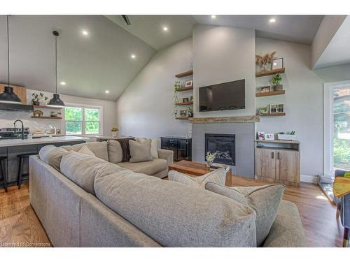 6 Shirley Street, Dundas, ON - Indoor Photo Showing Living Room With Fireplace