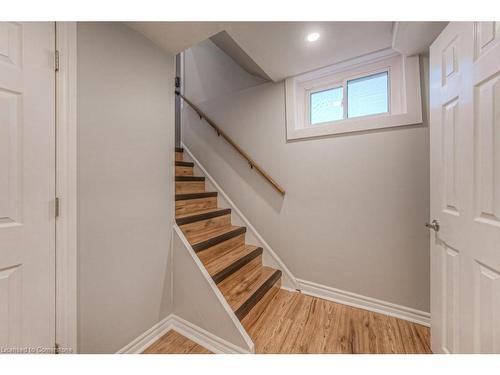 6 Shirley Street, Dundas, ON - Indoor Photo Showing Other Room