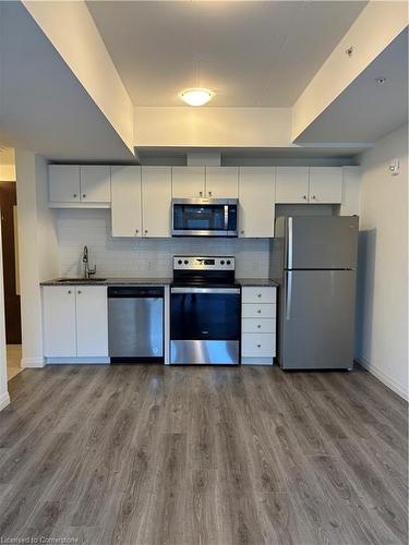 803-108 Garment Street, Kitchener, ON - Indoor Photo Showing Kitchen With Stainless Steel Kitchen