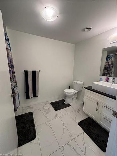 2303-108 Garment Street, Kitchener, ON - Indoor Photo Showing Bathroom