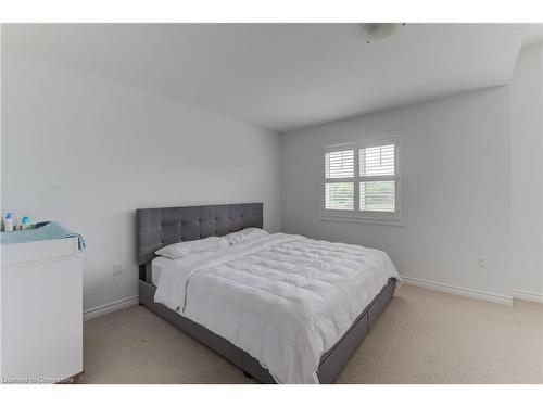 34 Arlington Crescent, Guelph, ON - Indoor Photo Showing Bedroom