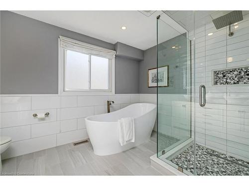 1594 Stillriver Crescent, Mississauga, ON - Indoor Photo Showing Bathroom