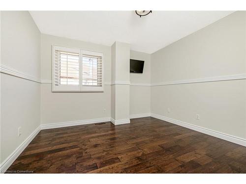 1594 Stillriver Crescent, Mississauga, ON - Indoor Photo Showing Bedroom