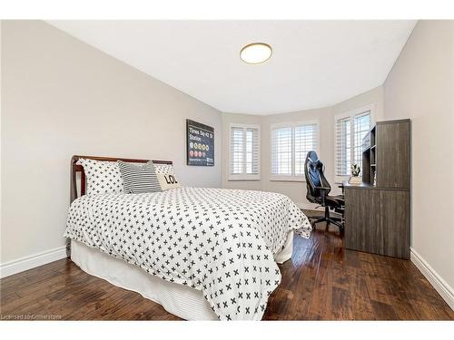 1594 Stillriver Crescent, Mississauga, ON - Indoor Photo Showing Bathroom