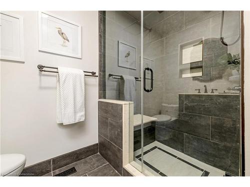 1594 Stillriver Crescent, Mississauga, ON - Indoor Photo Showing Bathroom