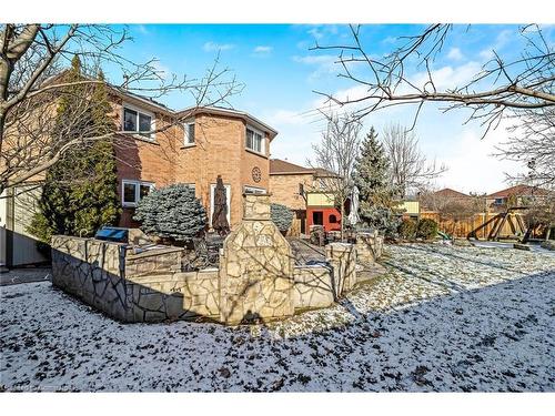 1594 Stillriver Crescent, Mississauga, ON - Outdoor