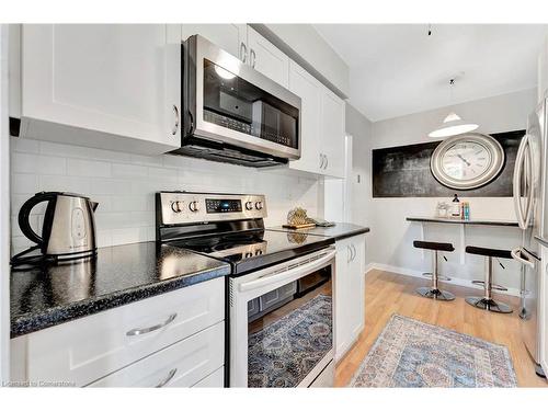 507-1966 Main Street E, Hamilton, ON - Indoor Photo Showing Kitchen With Upgraded Kitchen