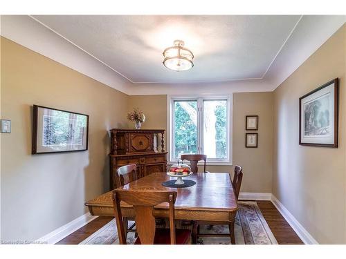 1043 Joan Drive, Burlington, ON - Indoor Photo Showing Dining Room