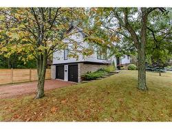 1891 Heather Hills Drive  Burlington, ON L7P 2Z1