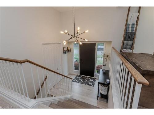 1891 Heather Hills Drive, Burlington, ON - Indoor Photo Showing Other Room