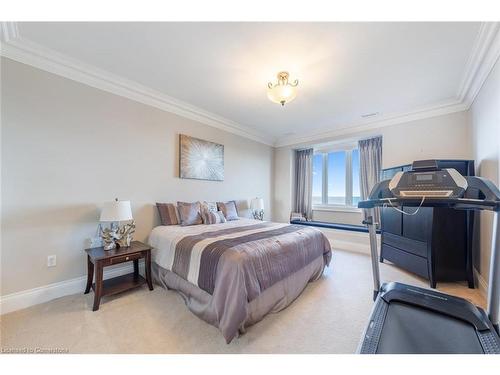 56 Aquamarine Drive, Hamilton, ON - Indoor Photo Showing Bedroom