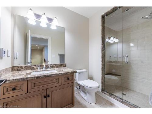 56 Aquamarine Drive, Hamilton, ON - Indoor Photo Showing Bathroom