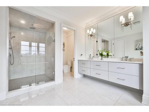 2301 Charles Cornwall Avenue, Oakville, ON - Indoor Photo Showing Bathroom